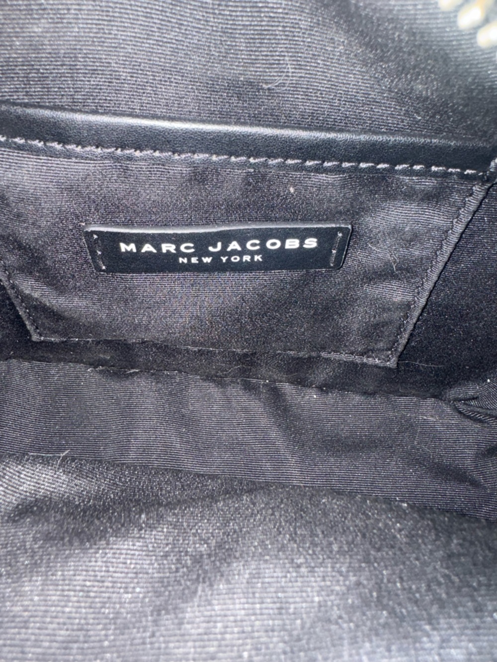 Marc Jacobs Black and White Logo Crossbody Bag - Picture 5 of 6